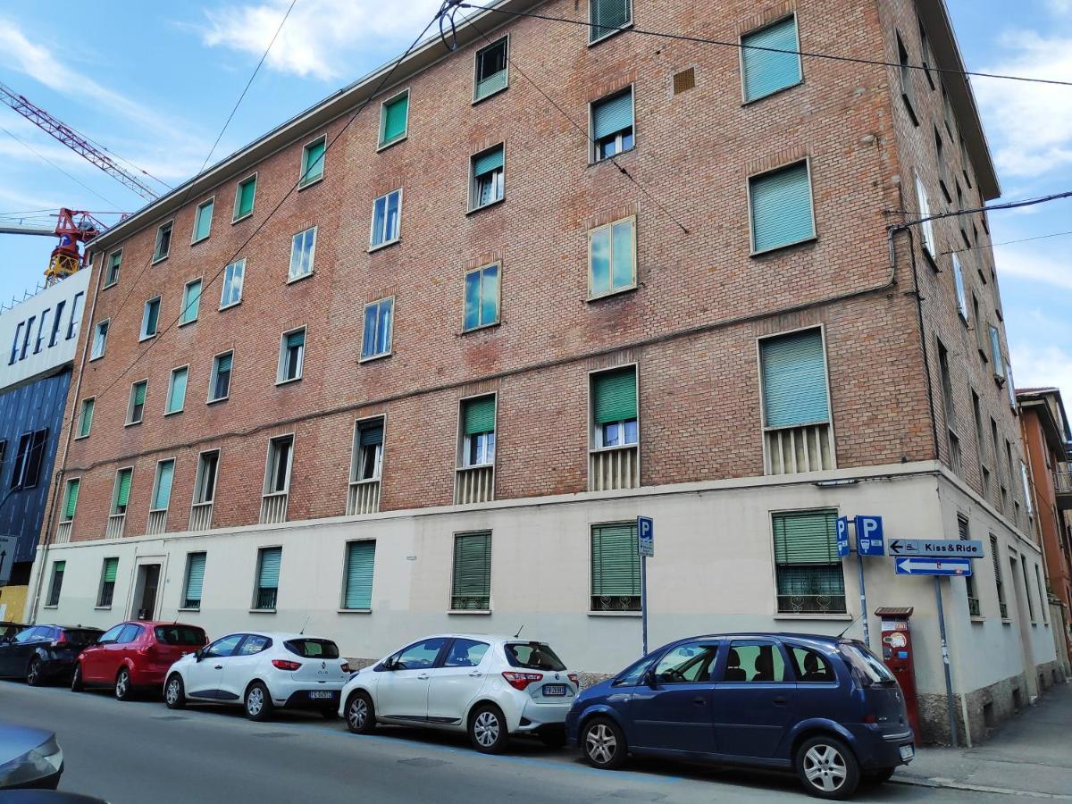 Casadei Guest House Stazione ボローニャ エクステリア 写真